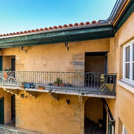 Apartment High-end Overlooking The Quays Ail *